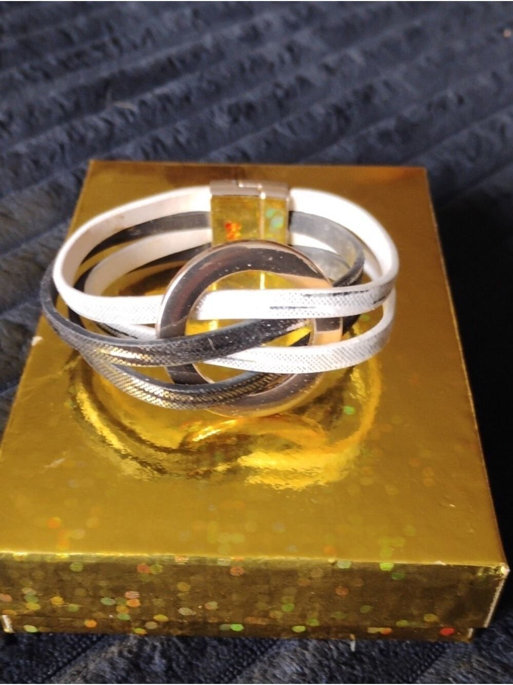 Leather Wrap Bracelet with Silver Ring Accent - White & Gray